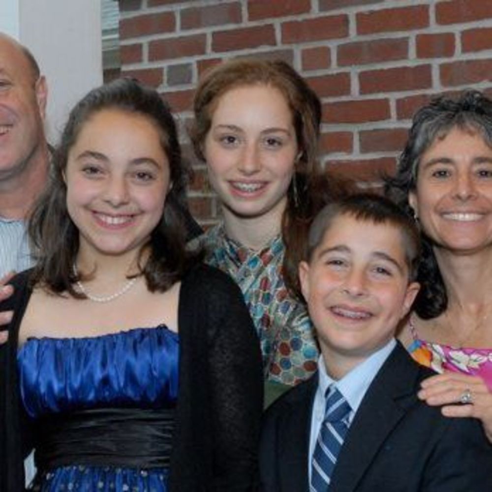 Meet your Posher, Julia